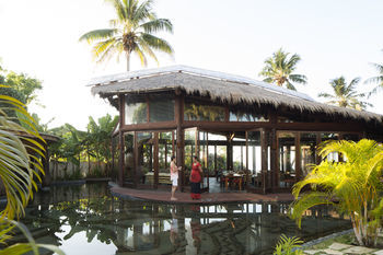 Apartamento Coconuts Beach Club & Resort