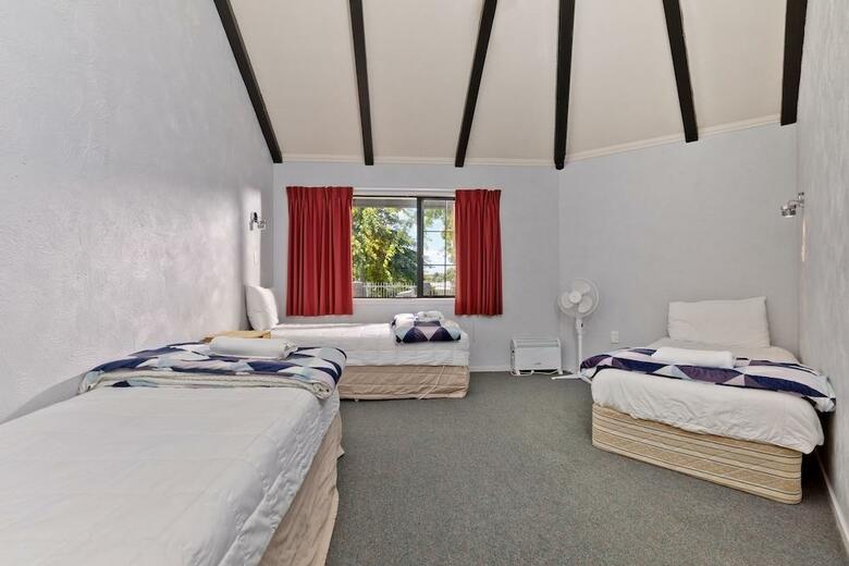 Hotel Oakwood Manor