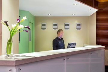 Hotel Mercure Willis Street
