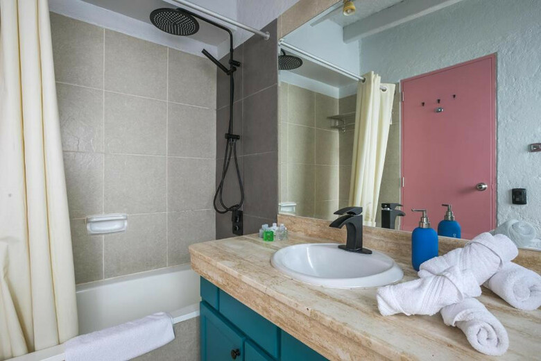 Hotel Socialtel Posada Miraflores