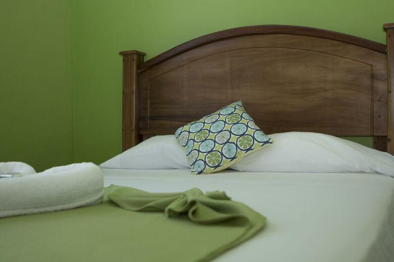 Posada Caribbean Paradise Eco-lodge