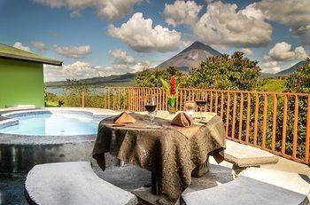 Hotel Castillo Del Arenal