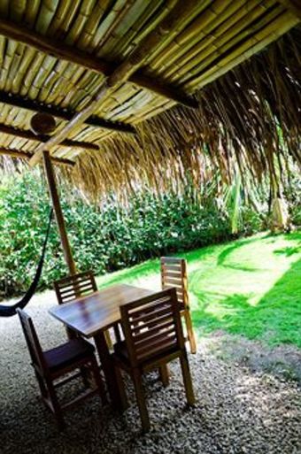 Hostal Otro Lado Lodge And Restaurant