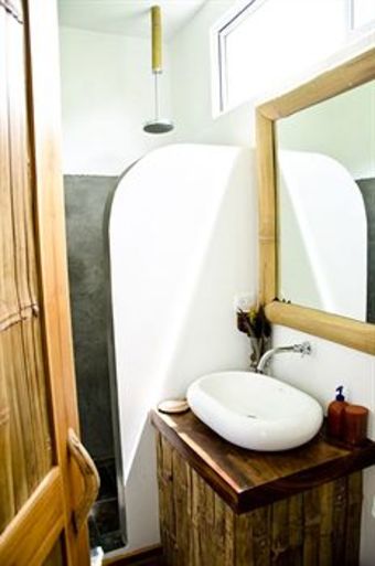 Hostal Otro Lado Lodge And Restaurant
