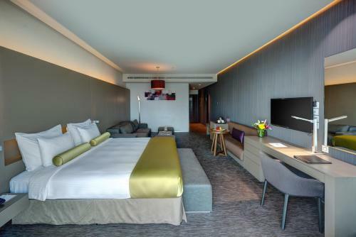 Hotel 72 By Hues