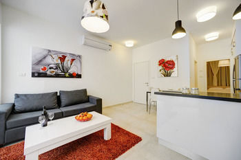 Dinami Holiday Apartments