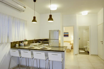 Dinami Holiday Apartments
