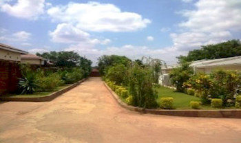 Spendwise Lodge And Apartments