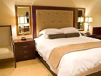 Sunbird Capital Hotel