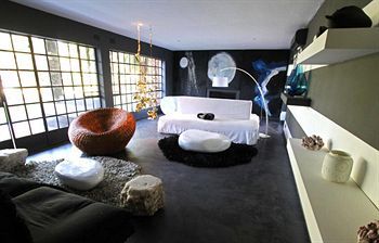 Hotel Latitude 13