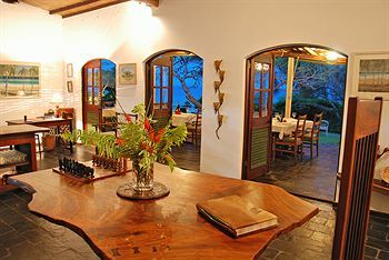 Hotel Casa Rex By Sol Resorts