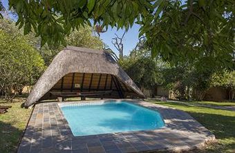Posada Namushasha River Lodge