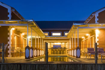 Hotel River Crossing Lodge