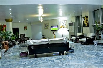 Aparthotel Aes Luxury Apartments