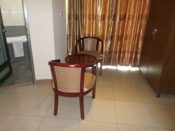 The Mirror Hotel