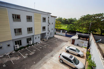 Golfview Hotel & Suites