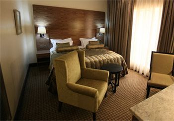 Grand Towers Hotel