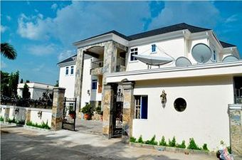 Hotel Caledonian Suites