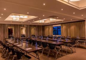 Protea Hotel Kuramo Waters