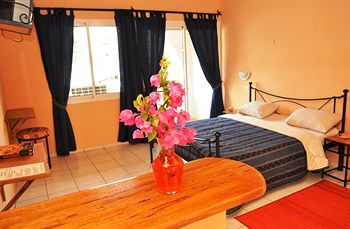 Hotel Les Flamboyants
