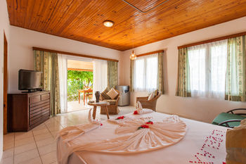 Hotel Le Relax St. Joseph Guest House