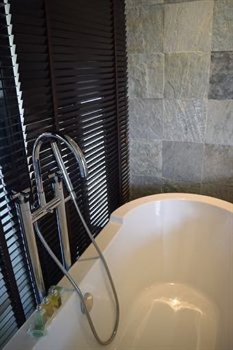 Apartamento Dhevatara Beach Hotel
