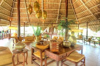 Hotel Breezes Beach Club & Spa
