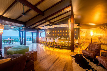 Posada Rhino Ridge Safari Lodge