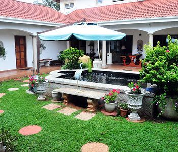 Bed & Breakfast Centre Court B & B