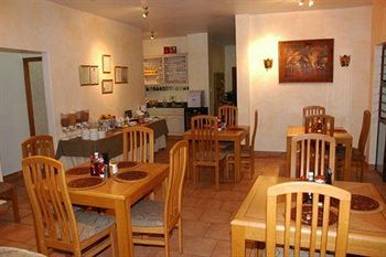 Bed & Breakfast Centre Court B & B