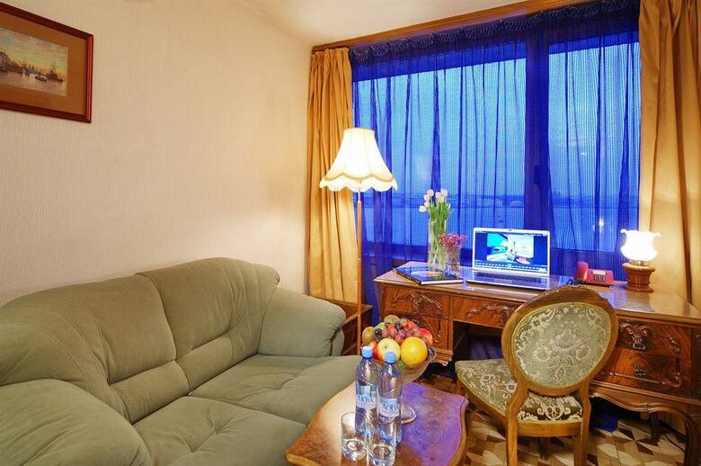 Saint Petersburg Hotel