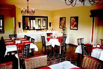 Bed & Breakfast Swartberg Country Manor