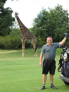 Posada Leriba Golf Lodge