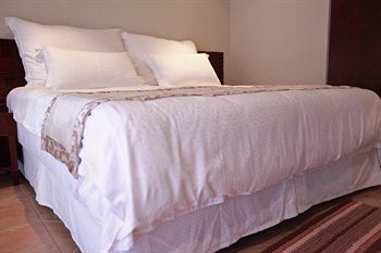 Inkwazi Country Hotel