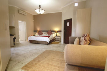 Hotel Ibhayi Town Lodge