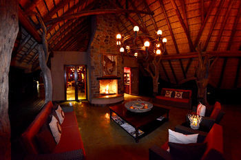 Posada Motswiri Private Safari Lodge