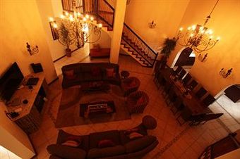 Posada Protea Zebula Lodge