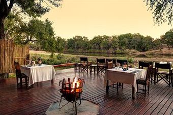 Posada Simbavati River Lodge