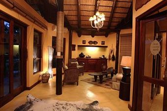 Posada Amakhosi Safari Lodge