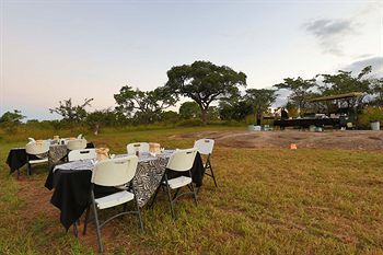 Posada Nkambeni Safari Camp