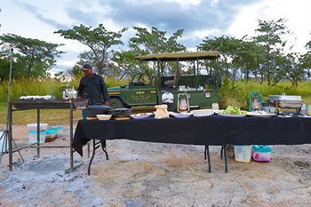 Posada Nkambeni Safari Camp
