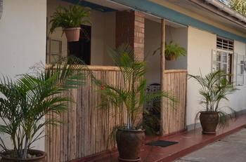 Hotel African Roots Guesthouse