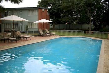 Fallsway Apartments Louden Court