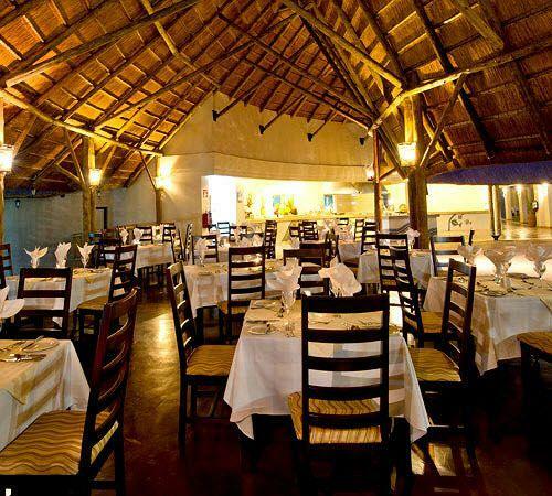 Hotel A'zambezi River Lodge