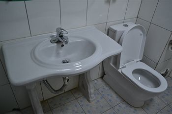 Dk Hotel