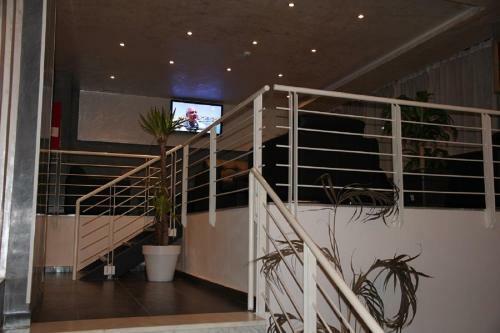 Abc Hotel