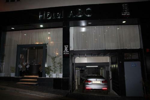 Abc Hotel