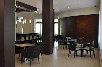 Hotel Jardy H�tel & Suites