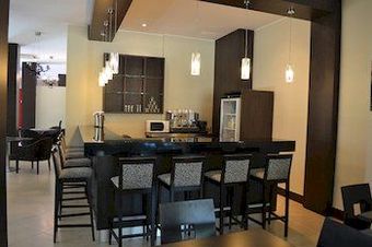 Hotel Jardy H�tel & Suites
