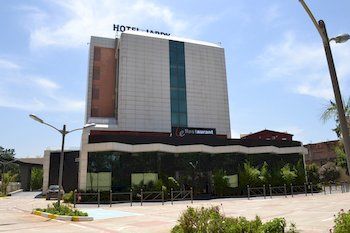 Hotel Jardy H�tel & Suites